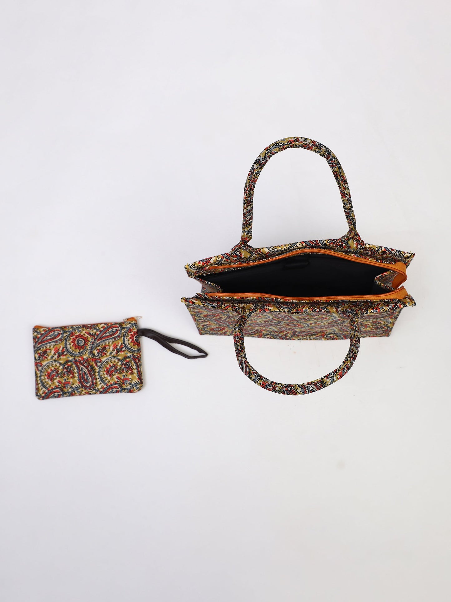 Manjari Tote Set